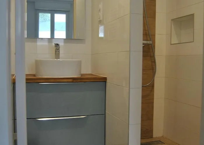 Proche De La Apartment *